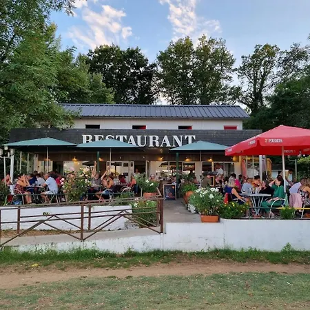 Bed & Breakfast D'hotes Bord De Loire Saint-Mathurin (Maine-et-Loire)